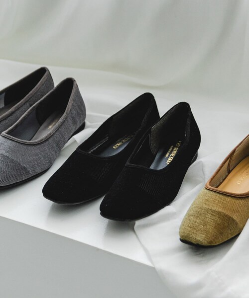 RODE SKO（ロデスコ）の「『MADE IN JAPAN』スクエアベロアメッシュフラット（バレエシューズ・レディース・BLACK/BEIGE/GRAY・36/37/38）」の6枚目の写真