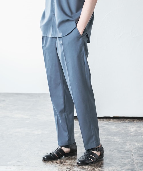 URBAN RESEARCH(アーバンリサーチ)の「TRON WOOL イージートラウザー(その他パンツ・メンズ・BLUE/NAVY/KHAKI・S/M/L)」の2枚目の写真