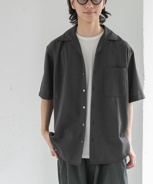 URBAN RESEARCH DOORS(アーバンリサーチドアーズ)の「FORK&SPOON シアサッカーショートスリーブシャツ(シャツ/ブラウス・メンズ・CCLxBLK/BEGxCCL・4/5)」の1枚目の写真
