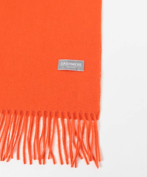 URBAN RESEARCH(アーバンリサーチ)の「ソリッドカシミヤマフラー(マフラー・メンズ・CHARCOAL/ORANGE/RED/BLACK・FREE)」の14枚目の写真