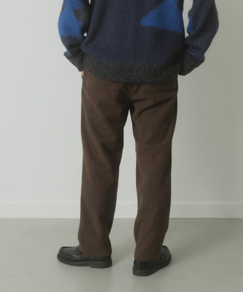 ITEMS URBANRESEARCH（アイテムズ アーバンリサーチ）の「裏フリースボンディングコーデュロイパンツ（その他パンツ・メンズ・L.BEG/BRN/BLK・S/M/L）」の20枚目の写真