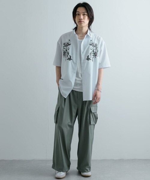 SENSE OF PLACE by URBAN RESEARCH(センスオブプレイスバイアーバンリサーチ)の「ボタニカルシシュウシャツ(5分袖)(シャツ/ブラウス・メンズ・BLACK/WHITE/GRAY・M/L)」の9枚目の写真