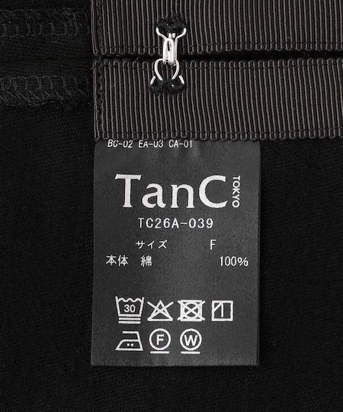 ADAM ET ROPE'(アダムエロペ)の「【TanC(タンク)】SIDE OPEN TANKTOP(タンクトップ・レディース・ブラック/ホワイト・F)」の14枚目の写真