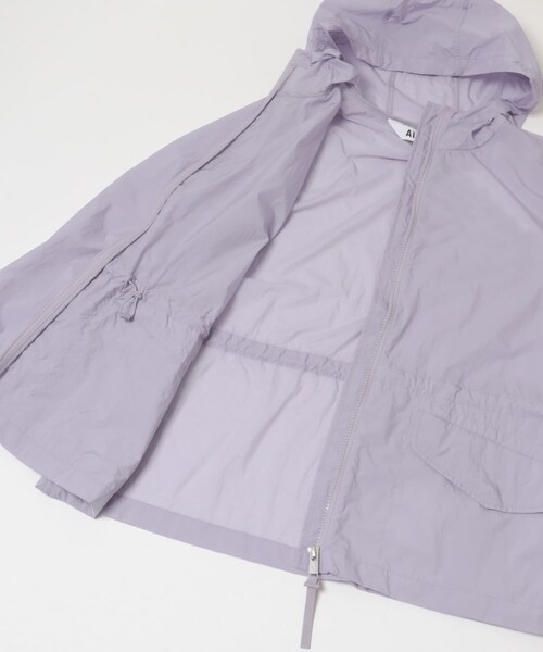 THE GOODLAND MARKET（ザグッドランドマーケット）の「AIGLE　超軽量 撥水 UVカット フーディショートジャケット（テーラードジャケット・レディース・LAIT/LILAS・36/38）」の16枚目の写真