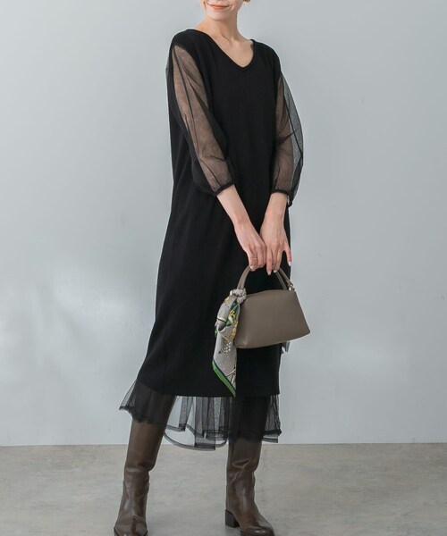 URBAN RESEARCH ROSSO（アーバンリサーチロッソ）の「TORRAZZO DONNA　ニット×オーガンジーリバーシブルワンピース（ワンピース・レディース・BEIGE/BLACK・FREE）」の9枚目の写真