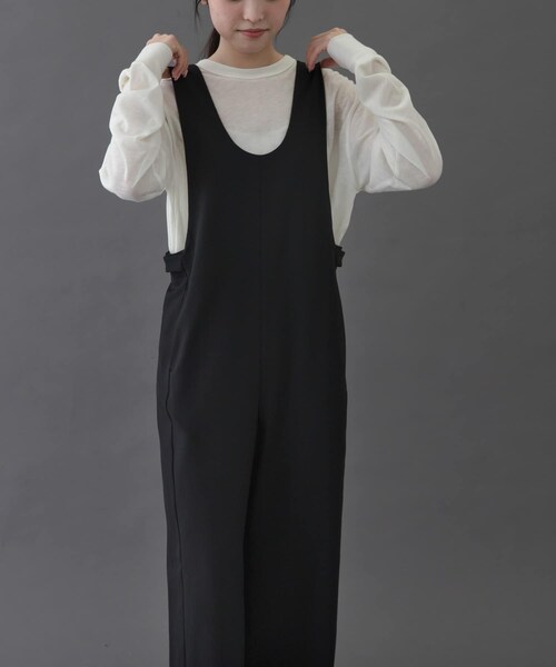 URBAN RESEARCH DOORS（アーバンリサーチドアーズ）の「FORK&SPOON　Uネックプラケットオーバーオール（ワンピース・レディース・BLACK/NAVY・1/2）」の10枚目の写真