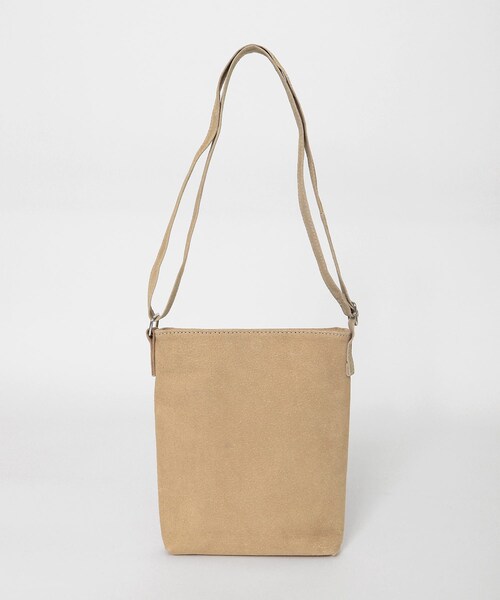 ITEMS URBANRESEARCH（アイテムズ アーバンリサーチ）の「PIG LEATHER ミニショルダーバッグ（ショルダーバッグ・メンズ・BLK/BEG/GRY・-）」の22枚目の写真