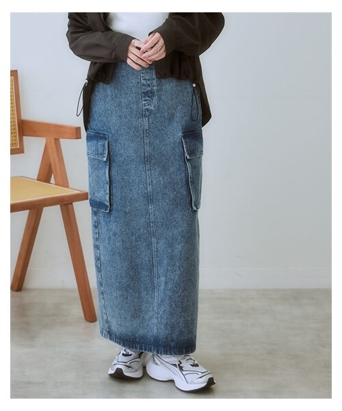 nissen（ニッセン）の「＜大きいサイズ＞ ペンシルラインカーゴデニムスカート（ゆったりヒップ）（スカート・レディース・ブルー(スーパーブリーチ)/ネイビー(ブリーチ)・L/LL/3L/4L/5L/6L/8L/10L）」の11枚目の写真