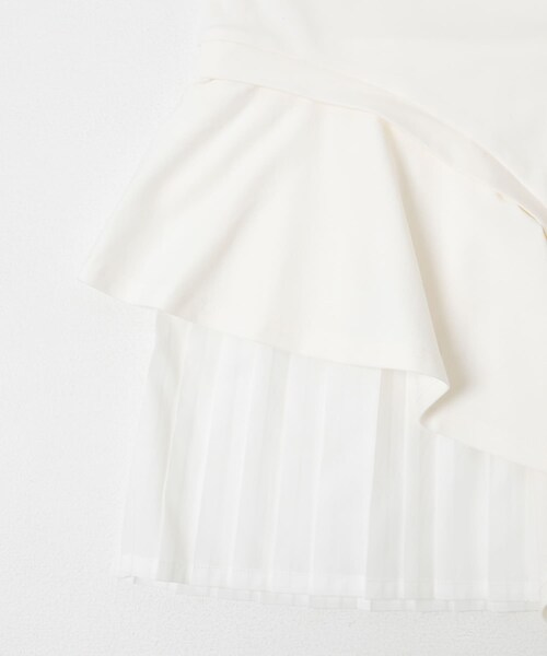 URBAN RESEARCH ROSSO（アーバンリサーチロッソ）の「ELENDEEK　SLIDE FLARE DOCKING CUT AND SEWN（Tシャツ/カットソー・レディース・O.WHT/GRY/BLK・Free）」の6枚目の写真