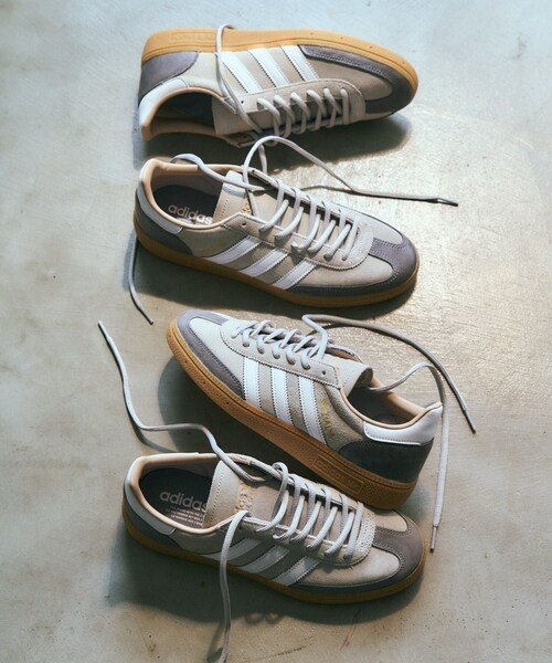 ADAM ET ROPE'(アダムエロペ)の「【adidas Originals for ADAM ET ROPE'】HANDBALL SPEZIAL(スニーカー・メンズ・ライトグレー・25.5/26.0/26.5/27.0/27.5/28.0/28.5/29.0/30.0)」の15枚目の写真