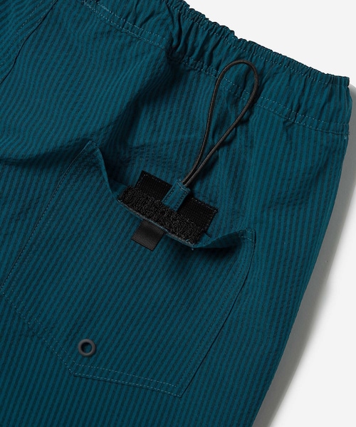 Saturdays NYC（サタデーズ ニューヨークシティ ）の「Timothy Seersucker Stripe Swim Short（水着・メンズ・チャコール/グリーン・L/M/S/XL）」の17枚目の写真