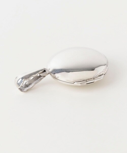 URBAN RESEARCH（アーバンリサーチ）の「decor『デコール』　Round Locket pendant（チャーム・レディース・SILVER・-）」の5枚目の写真