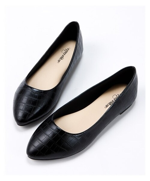 nissen（ニッセン）の「【ゆったり幅広】やわらかフラットパンプス（ワイズ４Ｅ）（パンプス・メンズ・黒(スエード調)/グレー(スエード調)/ネイビー(スエード調)/レオパード(スエード調)/オーク(スエード調)/バイオレット/ブラウン(クロコ型押し)/チェック柄/ツイード/黒(キルティング柄)/黒(スムース)/【移行済】シャンパンゴールドグリッタ/黒(エナメル調)/グレージュ(エナメル調)/ネイビーデニム/シルバー(グリッター)/ラベンダー(スエード調)/ブルー(スエード調)/グレーヘンプ(生地)/ベージュ(パイソン柄)/ホワイト(スムース)/キャメル(メッシュ型押し)/イエロー(スムース)/オリーブ(スエード調)/オーク(スムース)/【移行済】グレイッシュブルー(スムース)/グレイッシュブルー(スムース)/【移行済】ベージュ(クロコ型押し)/カーキ(スエード調)/オレンジブラウン(スエード調)/シルバー/アプリコット(スエード調)/パイソン柄/【移行済】アイスグレー(スムース)/チョコブラウン(スエード調)/ピスタチオ(スエード調)/くすみパープル(スエード調)/黒(クロコ型押し)/ブラウン(チェック柄)/アイボリー(スムース)/シャンパンゴールド/黒生地・M=23.0~23.5cm/4E/L=24.0~24.5cm/4E/LL=25.0~25.5cm/4E/3L=26.0~26.5cm/4E）」の20枚目の写真