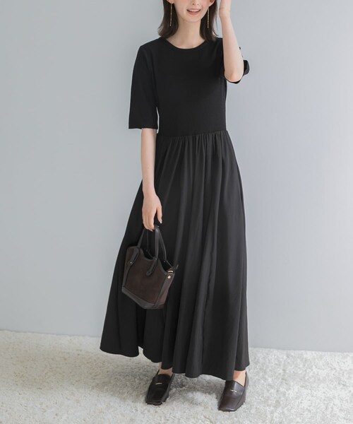 URBAN RESEARCH ROSSO（アーバンリサーチロッソ）の「『一部WEB限定カラー』ニットドッキングワンピース（ワンピース・レディース・OFF×OFF/BLK×BLK/BE×BLK・Free）」の16枚目の写真
