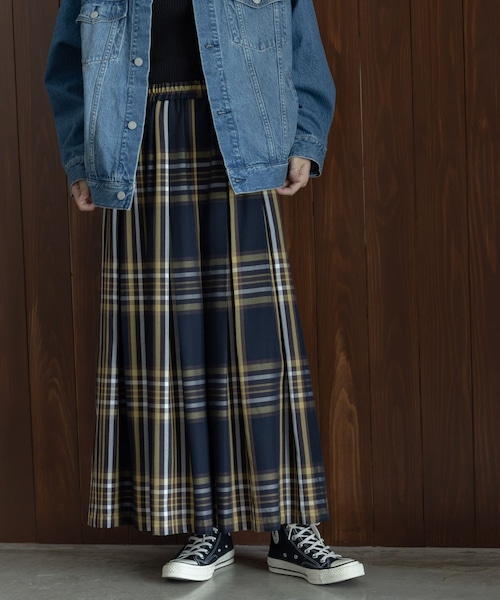 URBAN RESEARCH Sonny Label（アーバンリサーチサニーレーベル）の「タックチェックイージースカート（スカート・レディース・ブラック系/イエロー系/ブラウン系・36/38）」の8枚目の写真