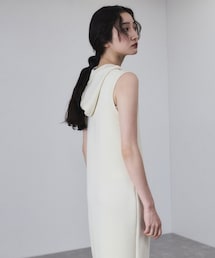 ADAM ET ROPE'（アダムエロペ）の「【サステナブル】スクープネックフーディニットワンピース（ワンピース）」