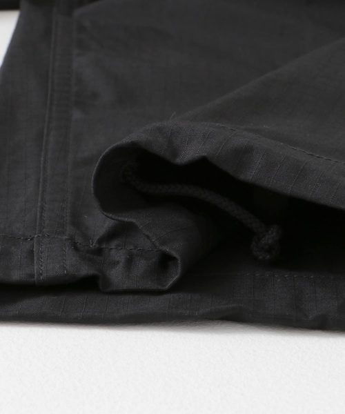 URBAN RESEARCH DOORS(アーバンリサーチドアーズ)の「SASSAFRAS Overgrown Pants(その他パンツ・メンズ・Black/Gray・S/M/L)」の17枚目の写真