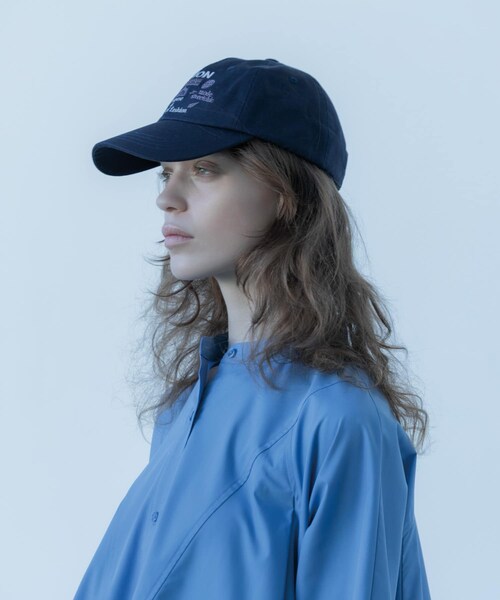 KBF（ケイビーエフ）の「バイカラーエンブロイダリーCAP（キャップ・レディース・IVORY/MOSS GREEN/NAVY・one）」の21枚目の写真