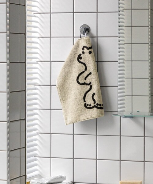 URBAN RESEARCH(アーバンリサーチ)の「WARMGREYTAIL HANDTOWEL-HUGGY BEAR(タオル・メンズ・BRICK/CREAM・-)」の7枚目の写真