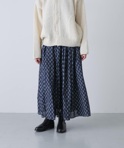かぐれ（カグレ）の「maison de soil　FLOWER BLOCK PRINT SKIRT（スカート・レディース・NVY/OLV・2）」の6枚目の写真