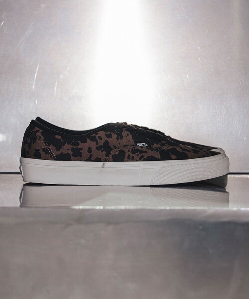 URBAN RESEARCH DOORS（アーバンリサーチドアーズ）の「VANS　EXCLUSIVE AUTHENTIC（スニーカー・メンズ・COW PRINT・26/26.5/27/27.5/28/28.5/29）」の7枚目の写真