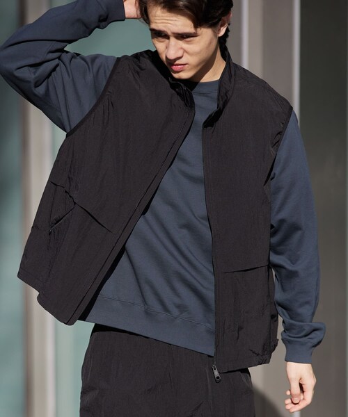 URBAN RESEARCH(アーバンリサーチ)の「『UR TECH』ナイロンベスト(テーラードジャケット・メンズ・BLACK/BLUE/GRAY・M/L)」の10枚目の写真