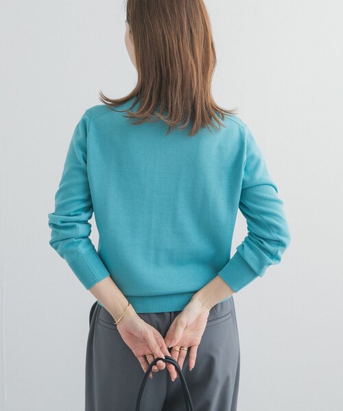 URBAN RESEARCH DOORS（アーバンリサーチドアーズ）の「オーガニックコットンクルーネックプルオーバー（ニット/セーター・レディース・OFF/YELLOW/BLUE・Free）」の20枚目の写真