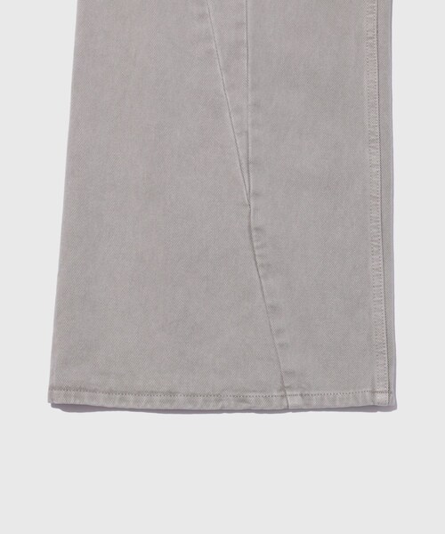 ADAM ET ROPE'(アダムエロペ)の「【Maison Margiela/メゾン マルジェラ】SPLICED DENIM JPN LIMITED(デニムパンツ・メンズ・ライトグレー・40/42/44)」の9枚目の写真