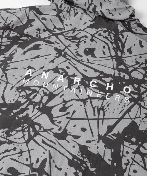 EKAL(エカル)の「mountain research Splatrail Poncho(レインコート/ポンチョ・メンズ・Gray CCL・One)」の12枚目の写真
