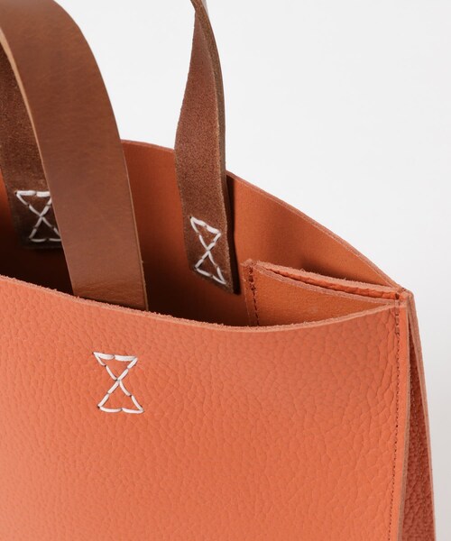 URBAN RESEARCH（アーバンリサーチ）の「Hender Scheme　paper bag big（トートバッグ・メンズ・c orange/black/blue gray・FREE）」の13枚目の写真