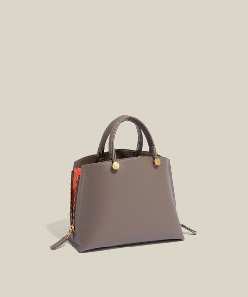 ROPE'（ロペ）の「【E'POR】Y BAG Mini/超軽量・26SS（ハンドバッグ・レディース・ブラック/グレー/キナリ/ダークブラウン/ダークグリーン/モスグリーン/パープル系・F）」の4枚目の写真