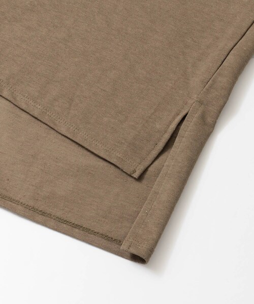 LAATO（ラート）の「BACK TAPE T-SHIRTS（Tシャツ/カットソー・レディース・セージ/バニラ・FREE）」の8枚目の写真