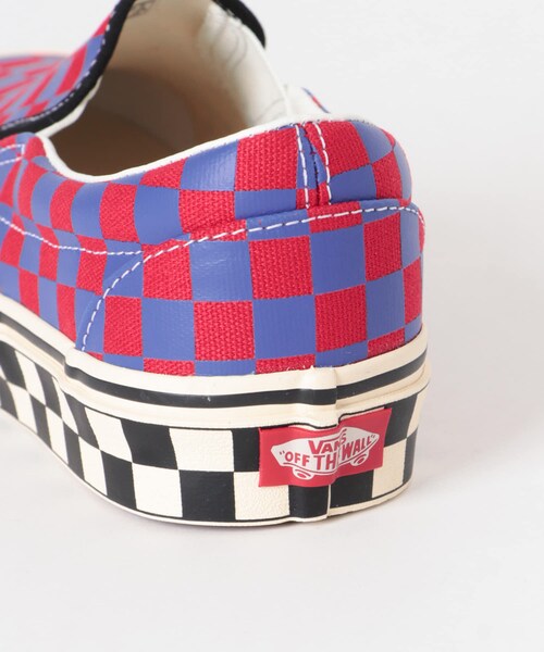 URBAN RESEARCH DOORS(アーバンリサーチドアーズ)の「VANS CLASSIC SLIP-ON(スニーカー・メンズ・BLK/WHT/RED/BLU・26/26.5/27/27.5/28/28.5)」の14枚目の写真