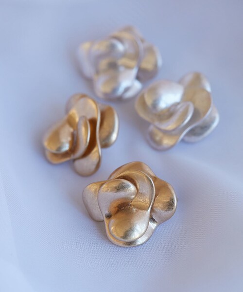 VIS(ビス)の「ニュアンスバラピアス(ピアス(両耳用)・レディース・ゴールド/シルバー・F)」の11枚目の写真