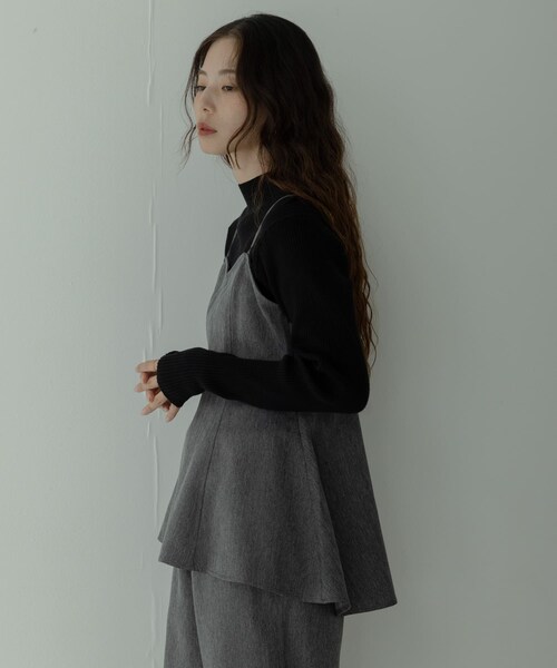 URBAN RESEARCH Sonny Label（アーバンリサーチサニーレーベル）の「ヘリンボーンキャミ×パンツセットアップ（サロペット/オーバーオール・レディース・グレー系/ブラウン系・Free）」の15枚目の写真