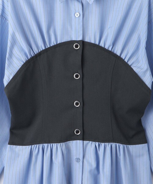 VIS（ビス）の「【洗える】ビスチェドッキングライクワンピース（シャツワンピース・レディース・オフホワイト/サックス・F）」の7枚目の写真