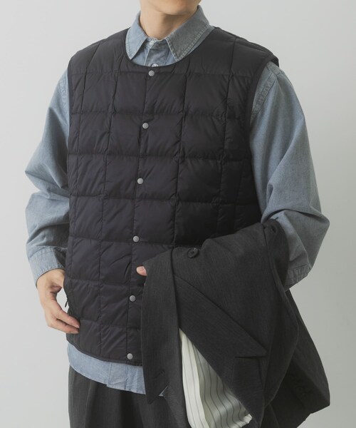 ITEMS URBANRESEARCH（アイテムズ アーバンリサーチ）の「TAION　CrewNeck Button Down Vest（その他アウター・メンズ・BLK/CHA/D.BROWN/KHK/NVY・M/L/XL）」の5枚目の写真