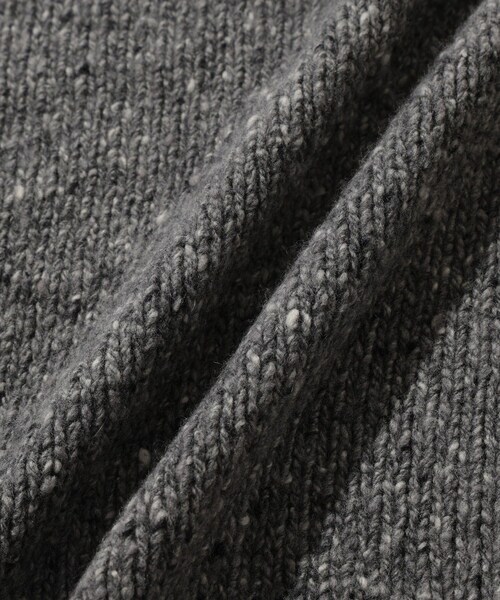 ADAM ET ROPE'(アダムエロペ)の「【AURALEE/オーラリー】LOW-GAUGE HOMESPUN TWEED KNIT P/O(ニット/セーター・メンズ・ライトグレー/ダークブラウン・3/4)」の18枚目の写真