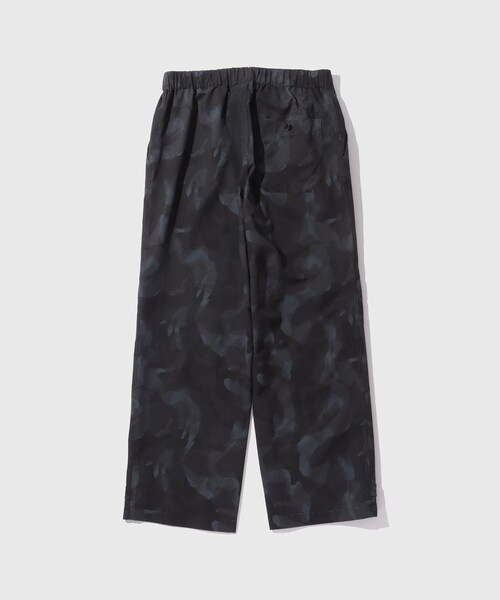 ADAM ET ROPE'(アダムエロペ)の「メッシュプリント カーゴパンツ(カーゴパンツ・メンズ・ブラック系/カーキ系・L/M)」の7枚目の写真