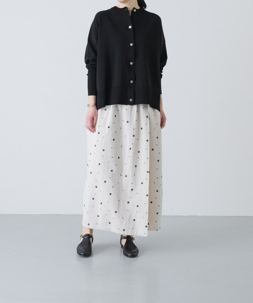 かぐれ（カグレ）の「ツバメ刺繍ラップスカート（スカート・レディース・IVORY/BLACK・Free）」の18枚目の写真