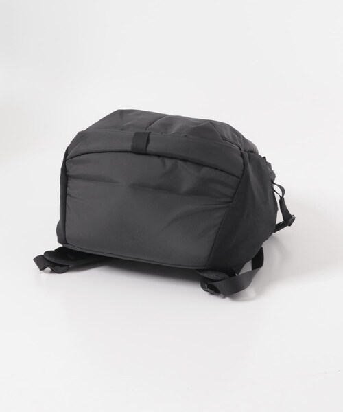 URBAN RESEARCH DOORS(アーバンリサーチドアーズ)の「patagonia Refugio Day Pack 26L(バックパック/リュック・メンズ・NGRY/SPWI/BLK・one)」の7枚目の写真