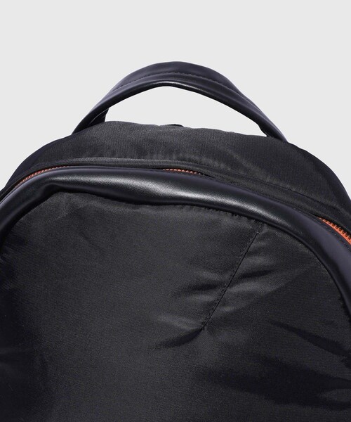 ADAM ET ROPE'（アダムエロペ）の「【MINNESSAK/ミネサック】Backpack（バックパック/リュック・メンズ・ブラック・F）」の16枚目の写真