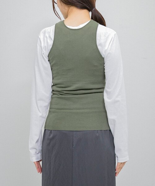 URBAN RESEARCH（アーバンリサーチ）の「w cashmere　knit tank top（タンクトップ・レディース・Khaki/Eggshell・FREE）」の17枚目の写真