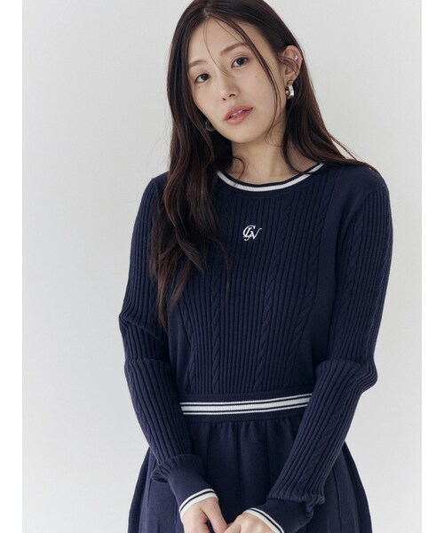 CALNAMUR（カルナムール）の「ケーブルMIXコンパクトニット（ニット/セーター・レディース・グレー/イエロー/ブルー/ネイビー・F）」の9枚目の写真