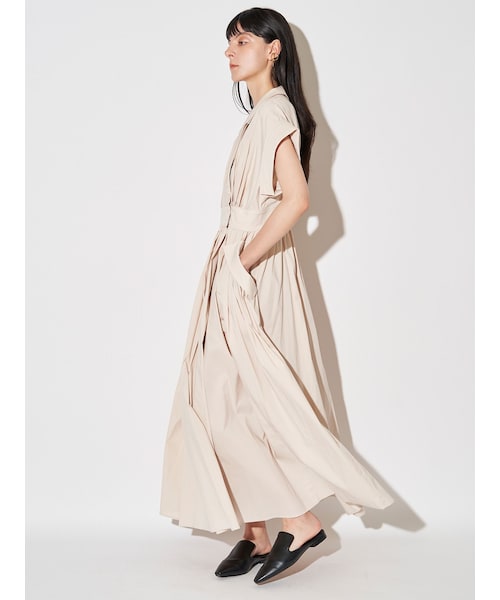ELENDEEK（エレンディーク）の「W COLLAR SHIRT OP（ワンピース・レディース・ブラック/ブラウン/ベージュ/ミックス・01/02）」の17枚目の写真