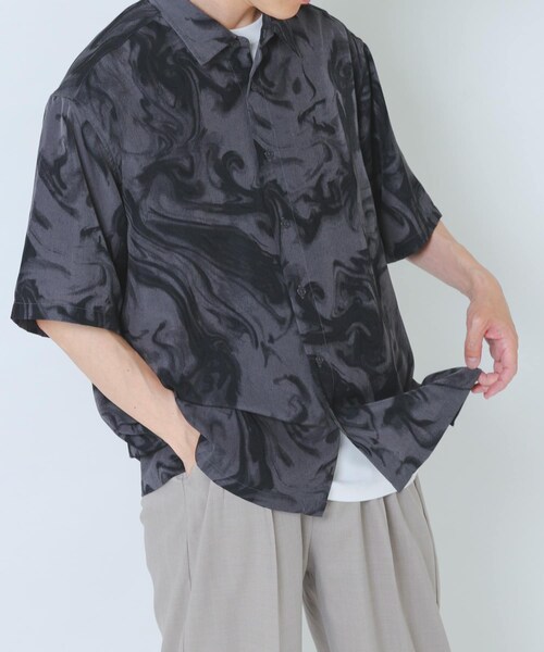 ITEMS URBANRESEARCH(アイテムズ アーバンリサーチ)の「マーブルプリントレギュラーカラーショートスリーブシャツ(シャツ/ブラウス・メンズ・BEIGE/BLACK/WHITE・M/L)」の15枚目の写真