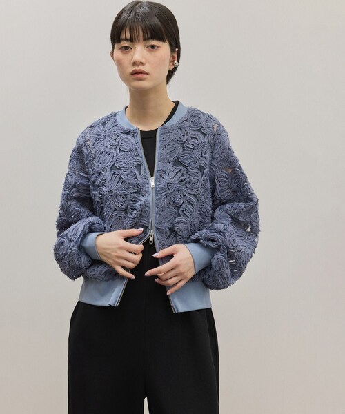 ADAM ET ROPE'(アダムエロペ)の「ラインアートレースブルゾン(ブルゾン・レディース・ブラック/キナリ/ブルー系・F)」の13枚目の写真
