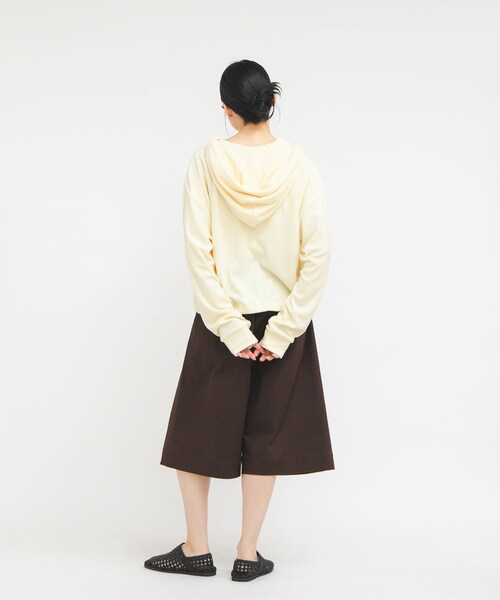 KBF（ケイビーエフ）の「リングドットパイルフーディー（パーカー・レディース・IVORY/TOP GRAY/KHAKI・One）」の11枚目の写真