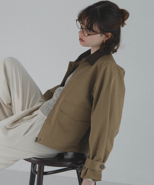 URBAN RESEARCH Sonny Label（アーバンリサーチサニーレーベル）の「異素材衿ショートジャケット（テーラードジャケット・レディース・ベージュ/エクリュ・Free）」の2枚目の写真