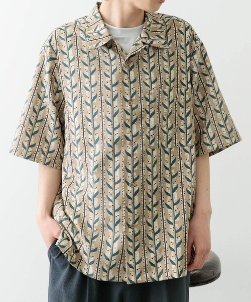 ITEMS URBANRESEARCH(アイテムズ アーバンリサーチ)の「リーフプリントオープンカラー半袖シャツ(シャツ/ブラウス・メンズ・BEG/BRN/BLK・M/L)」の11枚目の写真
